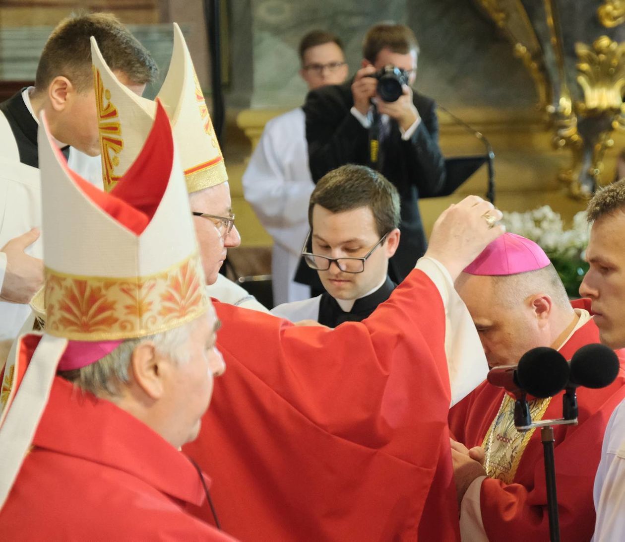  Święcenia nowego biskupa pomocniczego ks. Adama Baba (zdjęcie 1) - Autor: Maciej Kaczanowski