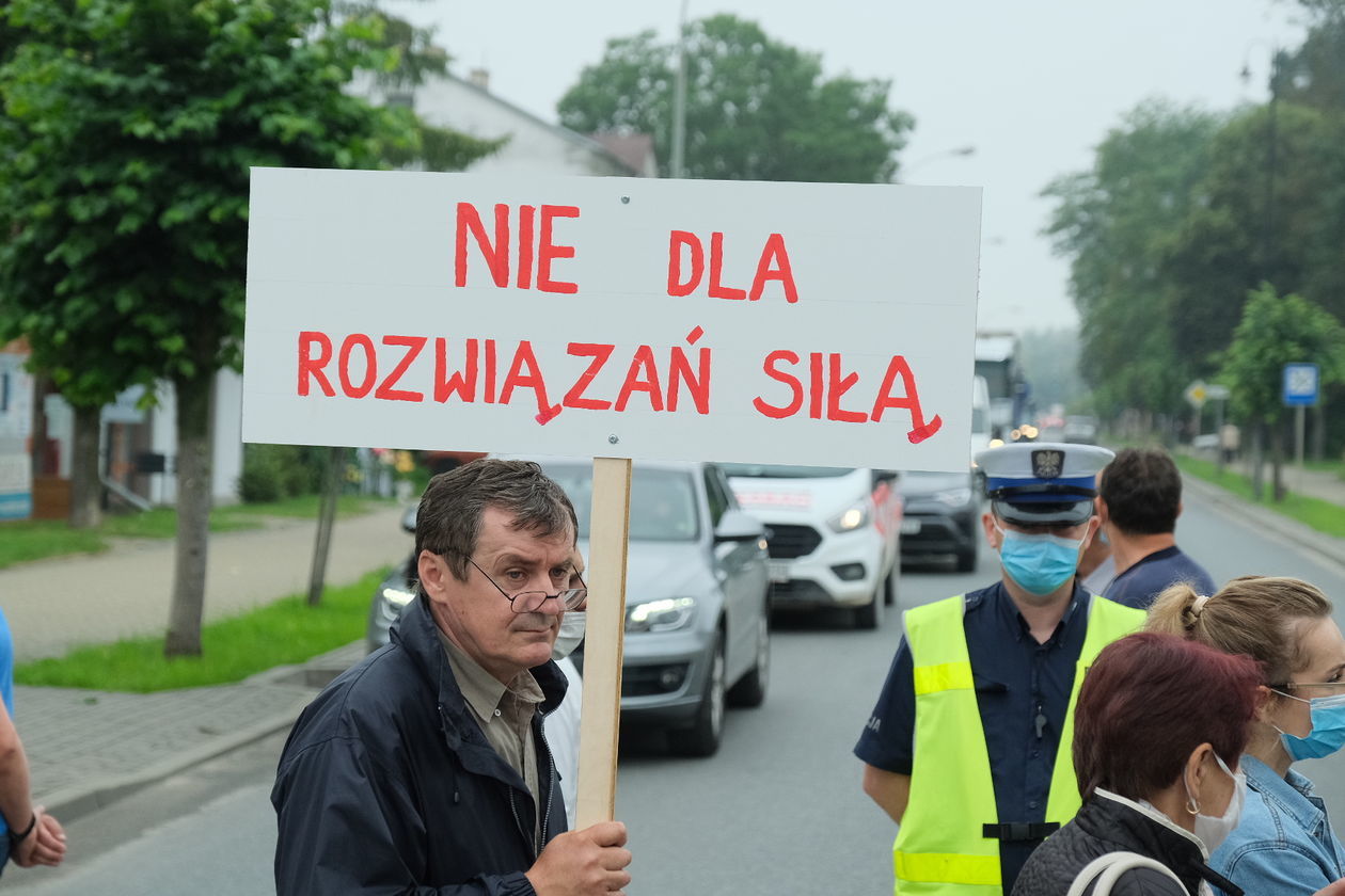 Protest mieszkańców w Janowie Lubelskim - Autor: Maciej Kaczanowski