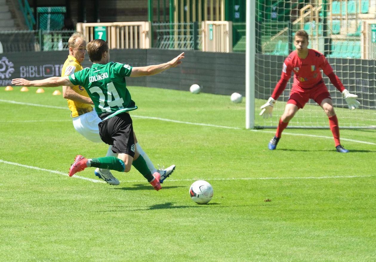  Górnik Łęczna – Olimpia Elbląg 1:0 (zdjęcie 1) - Autor: Maciej Kaczanowski