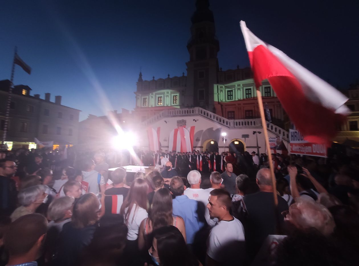  Zamość czeka na prezydenta Andrzeja Dudę  (zdjęcie 3) - Autor: Paweł Buczkowski