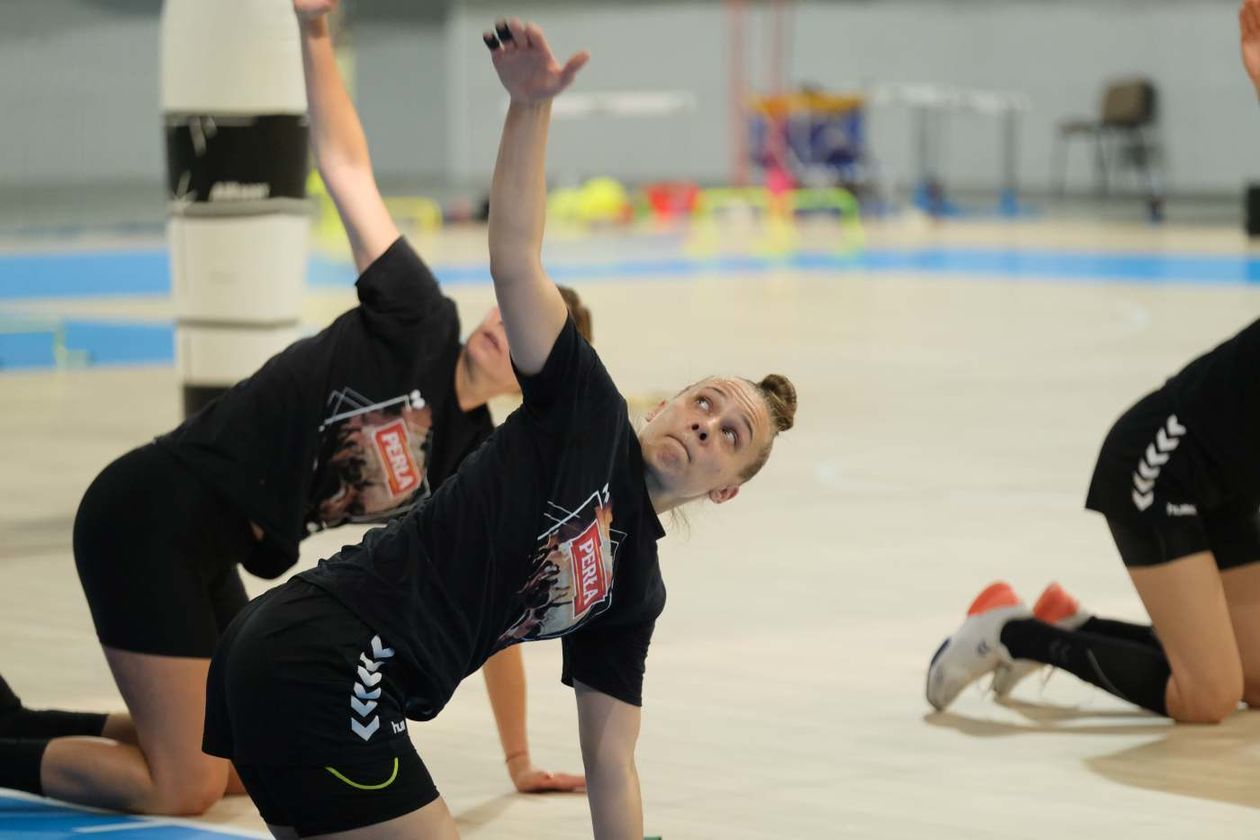  Trening piłkarek ręcznych MKS-u Perły Lublin w hali Globus (zdjęcie 1) - Autor: Maciej Kaczanowski