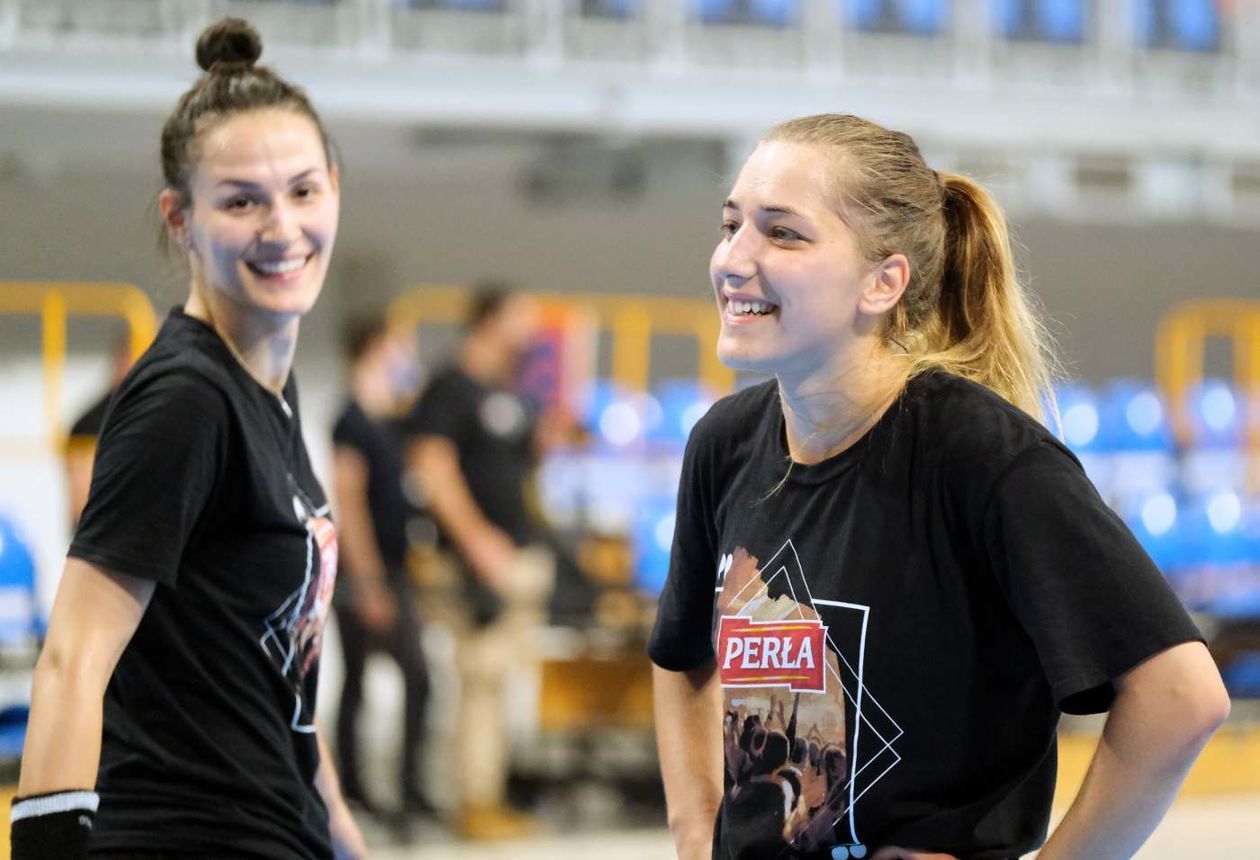  Trening piłkarek ręcznych MKS-u Perły Lublin w hali Globus (zdjęcie 1) - Autor: Maciej Kaczanowski