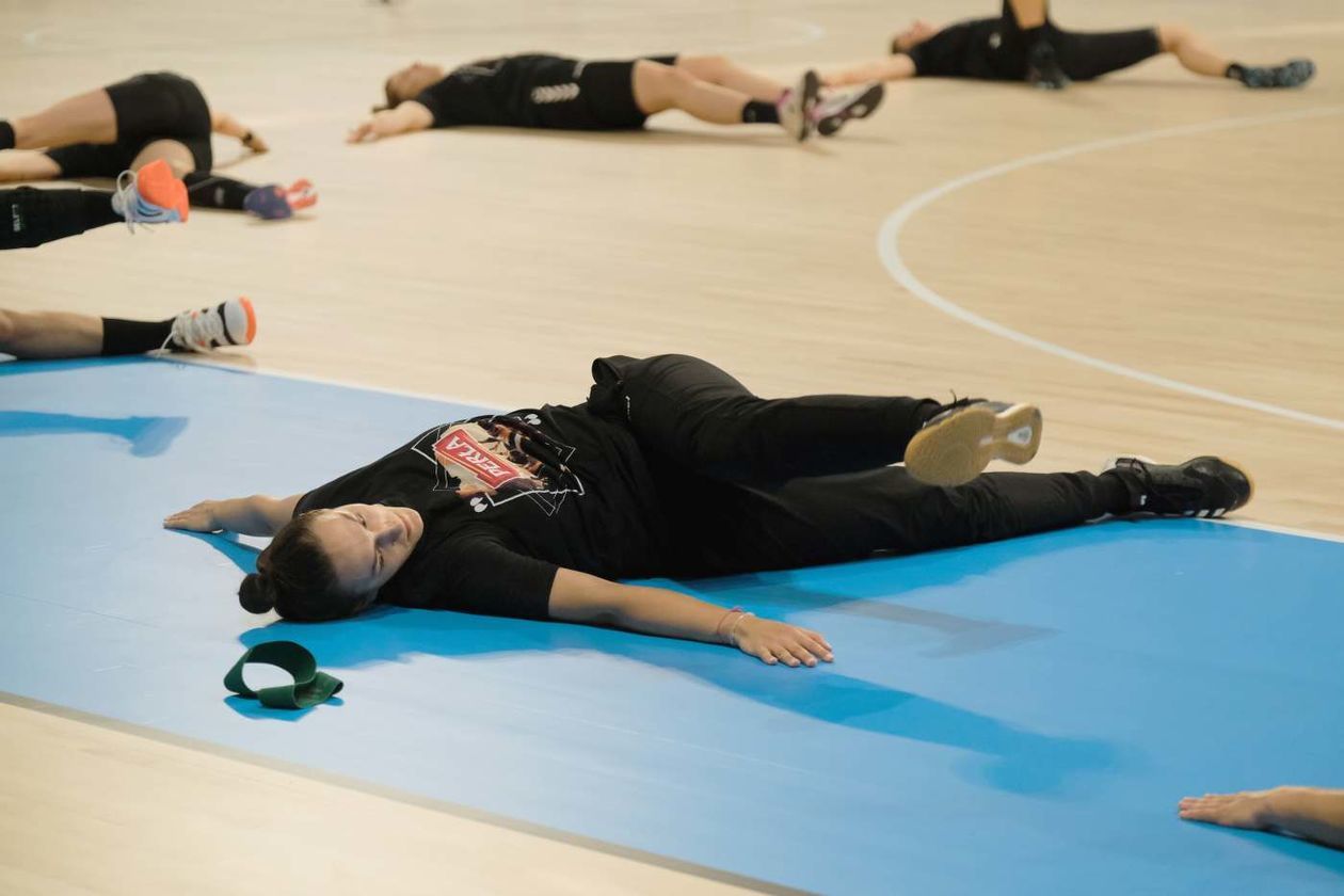  Trening piłkarek ręcznych MKS-u Perły Lublin w hali Globus (zdjęcie 1) - Autor: Maciej Kaczanowski