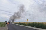 Pożar auta w miejscowości Łubki (pow. lubelski) (zdjęcie 2)