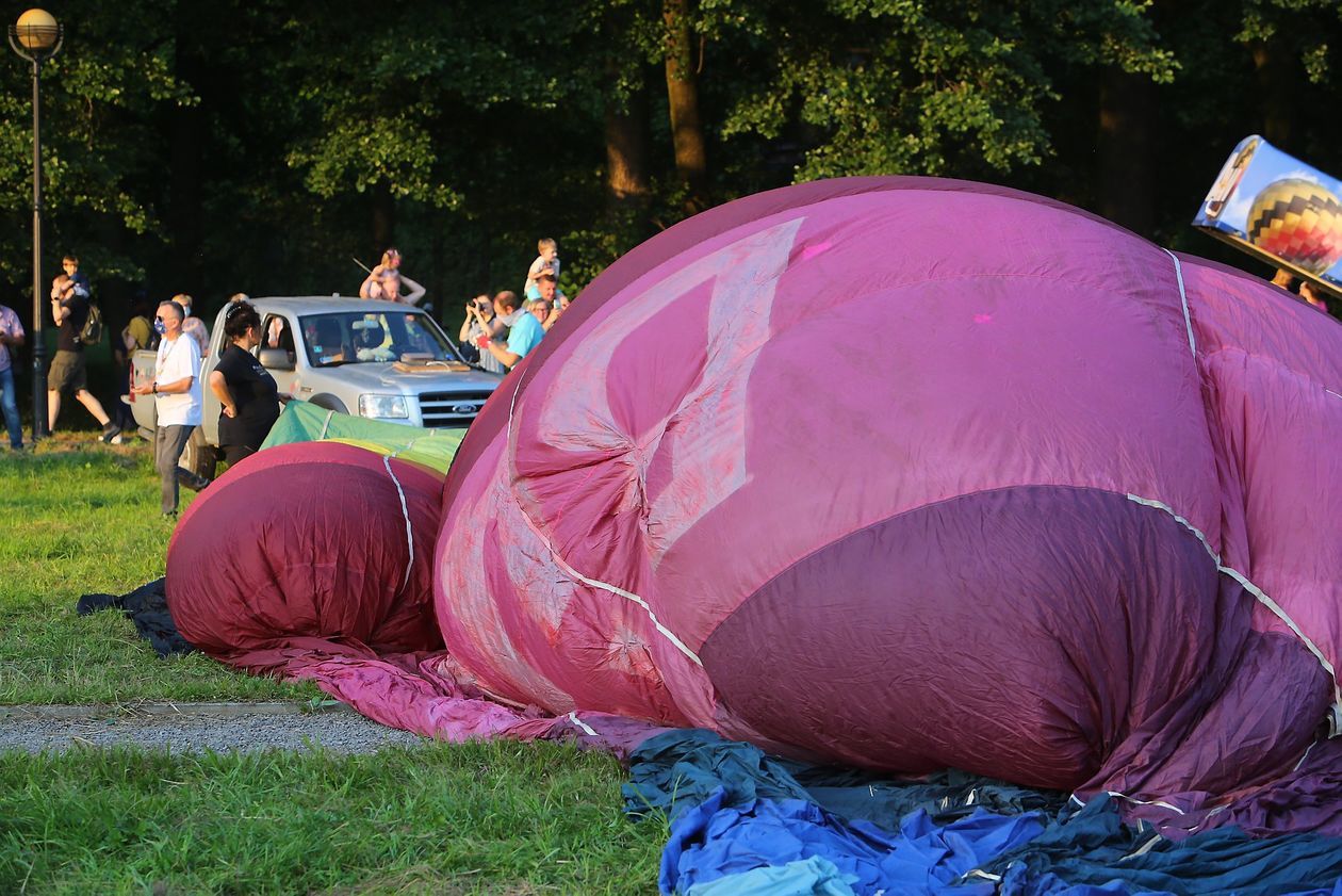  XV Międzynarodowe Zawody Balonowe w Nałęczowie (zdjęcie 1) - Autor: Piotr Michalski