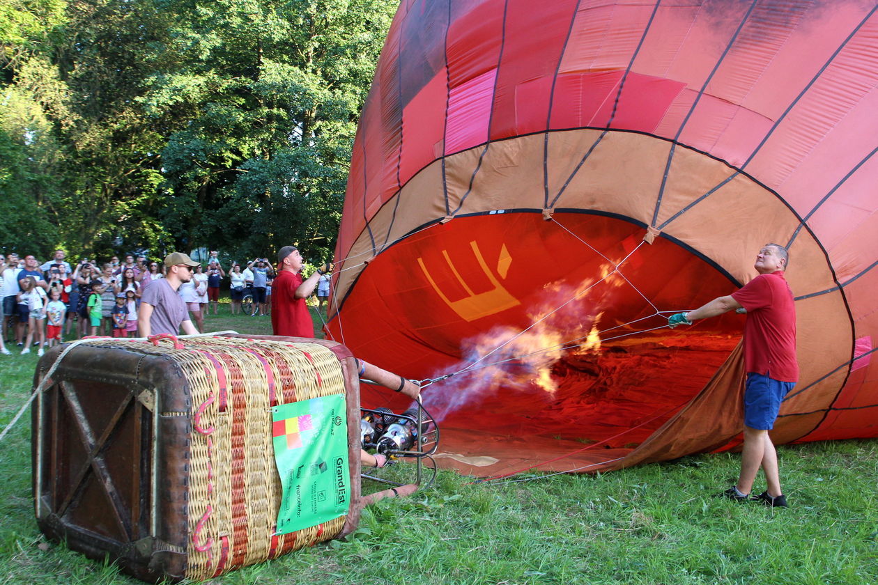  XV Międzynarodowe Zawody Balonowe w Nałęczowie (zdjęcie 1) - Autor: rs