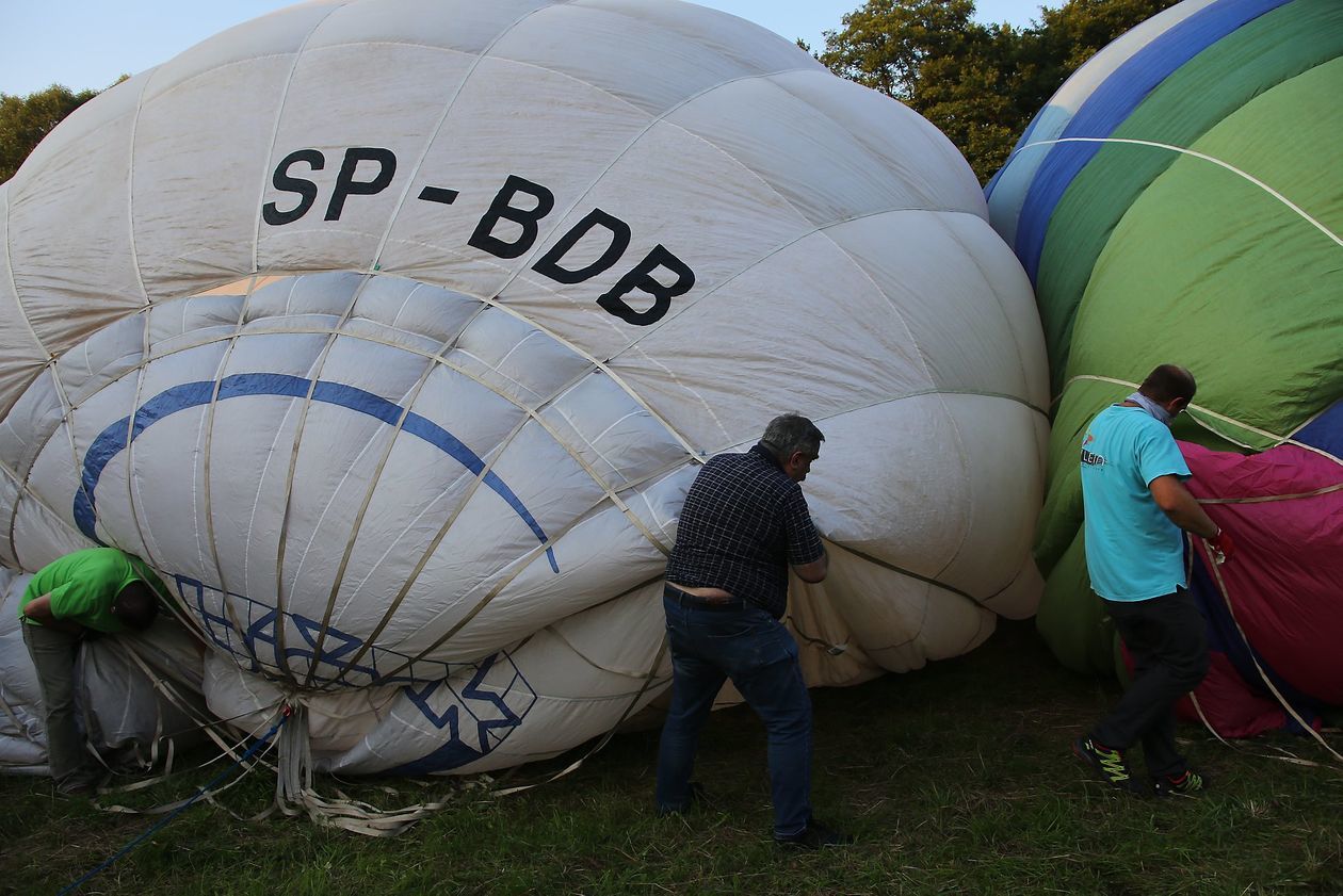  XV Międzynarodowe Zawody Balonowe w Nałęczowie (zdjęcie 1) - Autor: Piotr Michalski