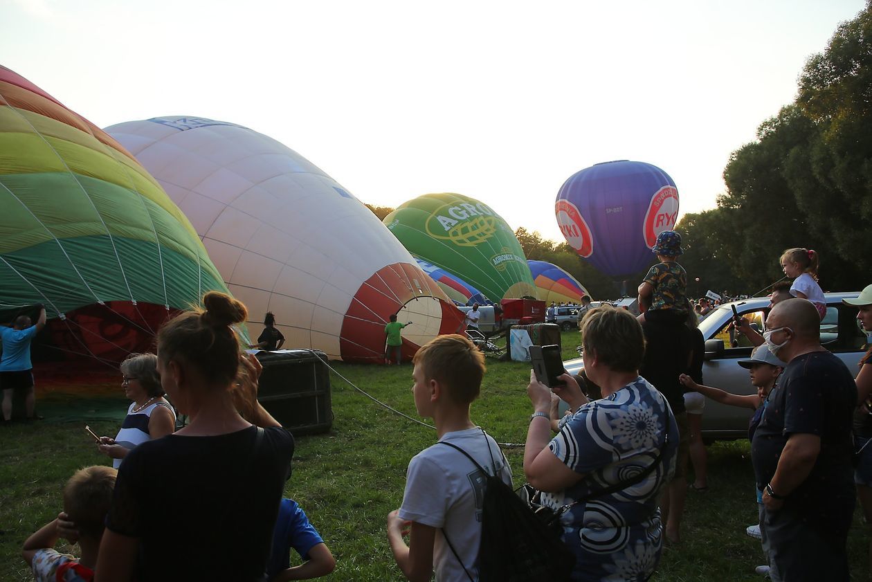  XV Międzynarodowe Zawody Balonowe w Nałęczowie (zdjęcie 1) - Autor: Piotr Michalski