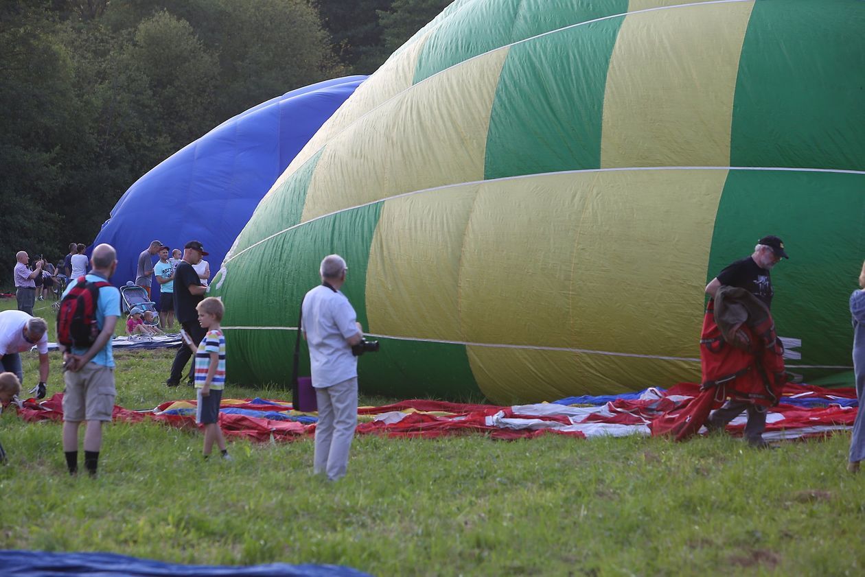  XV Międzynarodowe Zawody Balonowe w Nałęczowie (zdjęcie 1) - Autor: Piotr Michalski