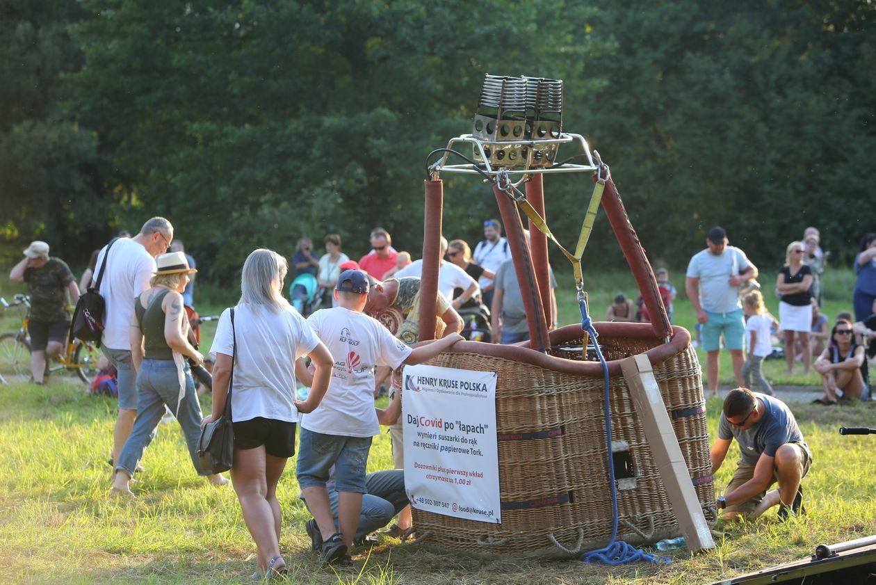  XV Międzynarodowe Zawody Balonowe w Nałęczowie (zdjęcie 1) - Autor: Piotr Michalski