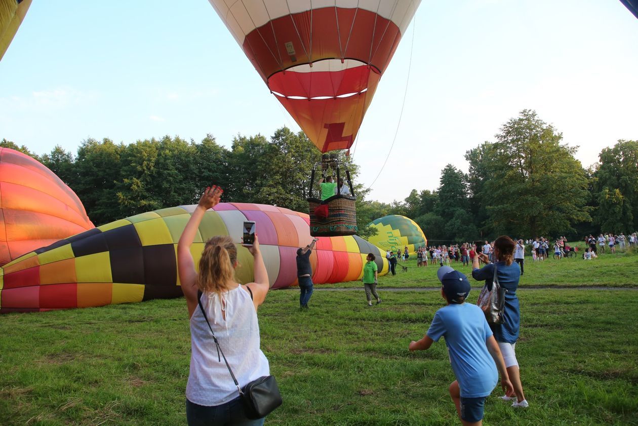  XV Międzynarodowe Zawody Balonowe w Nałęczowie (zdjęcie 1) - Autor: Piotr Michalski
