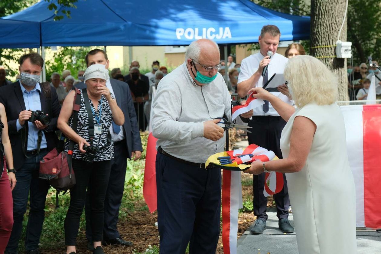  Odsłonięcie pomnika kardynała Stefana Wyszyńskiego na Bronowicach (zdjęcie 1) - Autor: Maciej Kaczanowski