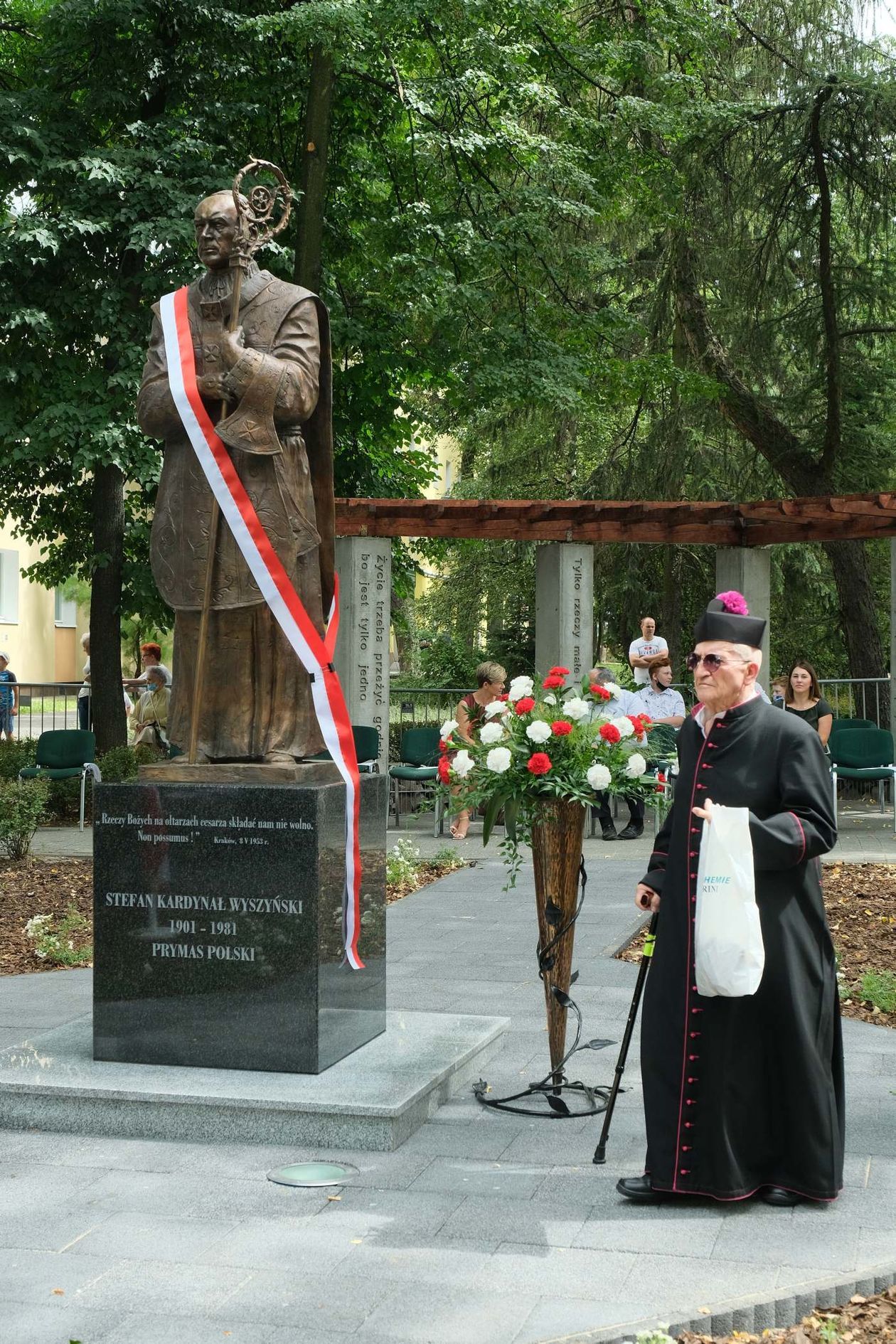 Odsłonięcie pomnika kardynała Stefana Wyszyńskiego na Bronowicach (zdjęcie 1) - Autor: Maciej Kaczanowski