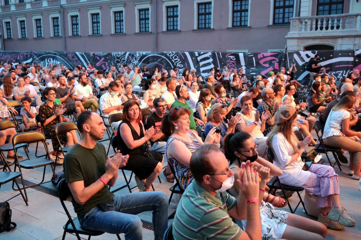  Orkiestra Jarmarku Jagiellońskiego, Kapela Maliszów,  koncert re:tradycja z Reni Jusis (zdjęcie 1) - Autor: Maciej Kaczanowski