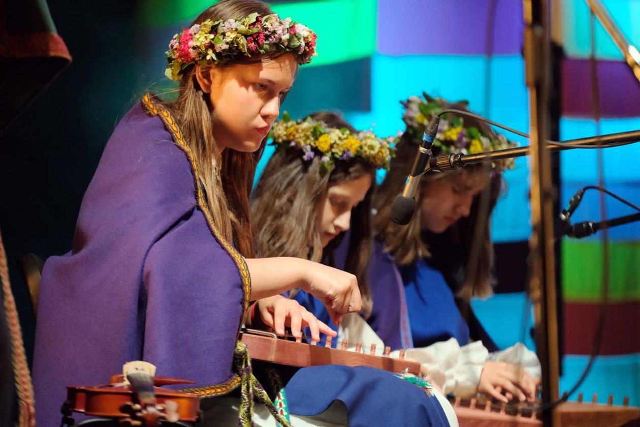  Orkiestra Jarmarku Jagiellońskiego, Kapela Maliszów,  koncert re:tradycja z Reni Jusis (zdjęcie 1) - Autor: Maciej Kaczanowski