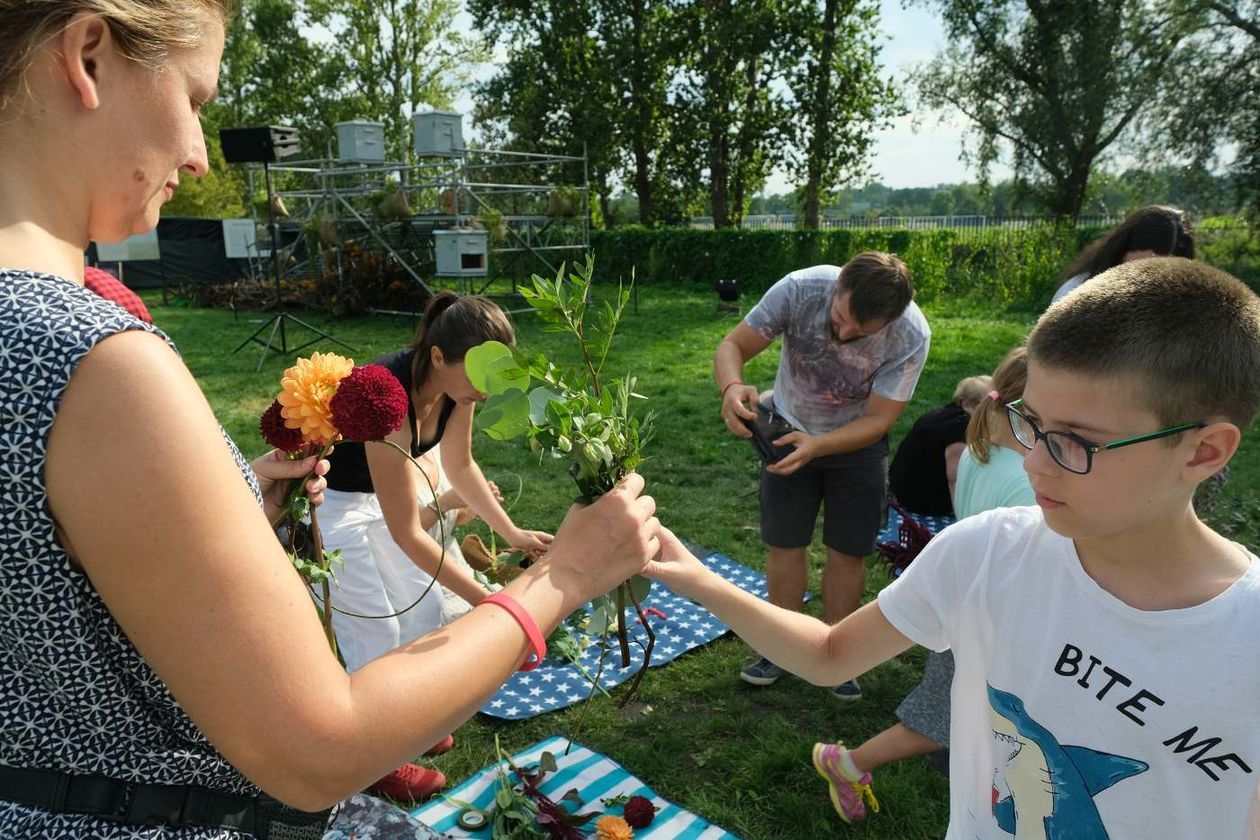  W Browarze Perła rozpoczął się Festiwal Ogrodów i Przestrzeni Publicznej pt. In Garden (zdjęcie 1) - Autor: Maciej Kaczanowski