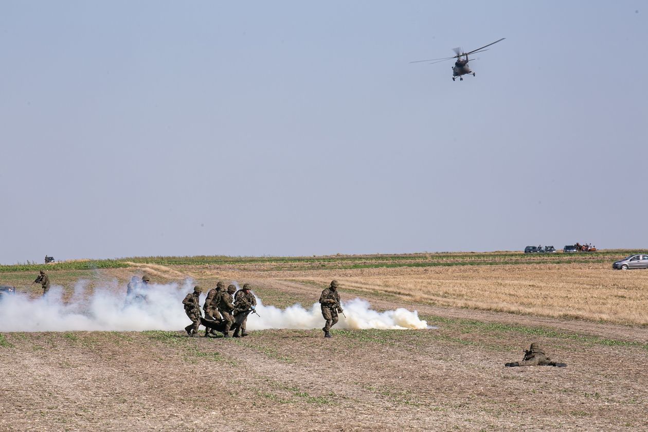  Bitwa pod Komarowem 2020. Rekonstrukcja historyczna (zdjęcie 1) - Autor: Kazimierz Chmiel