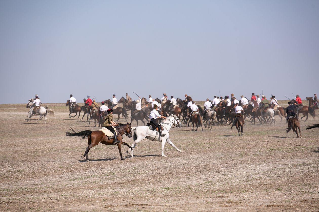  Bitwa pod Komarowem 2020. Rekonstrukcja historyczna (zdjęcie 1) - Autor: Kazimierz Chmiel