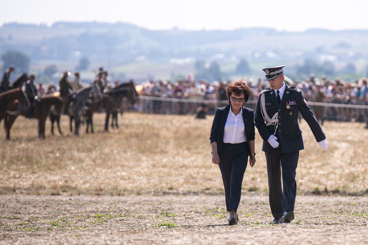  Bitwa pod Komarowem 2020. Rekonstrukcja historyczna (zdjęcie 1) - Autor: Kazimierz Chmiel