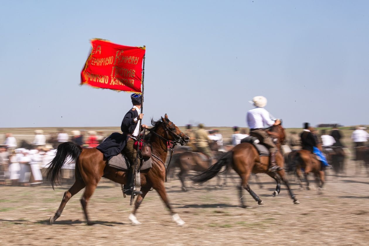  Bitwa pod Komarowem 2020. Rekonstrukcja historyczna (zdjęcie 1) - Autor: Kazimierz Chmiel