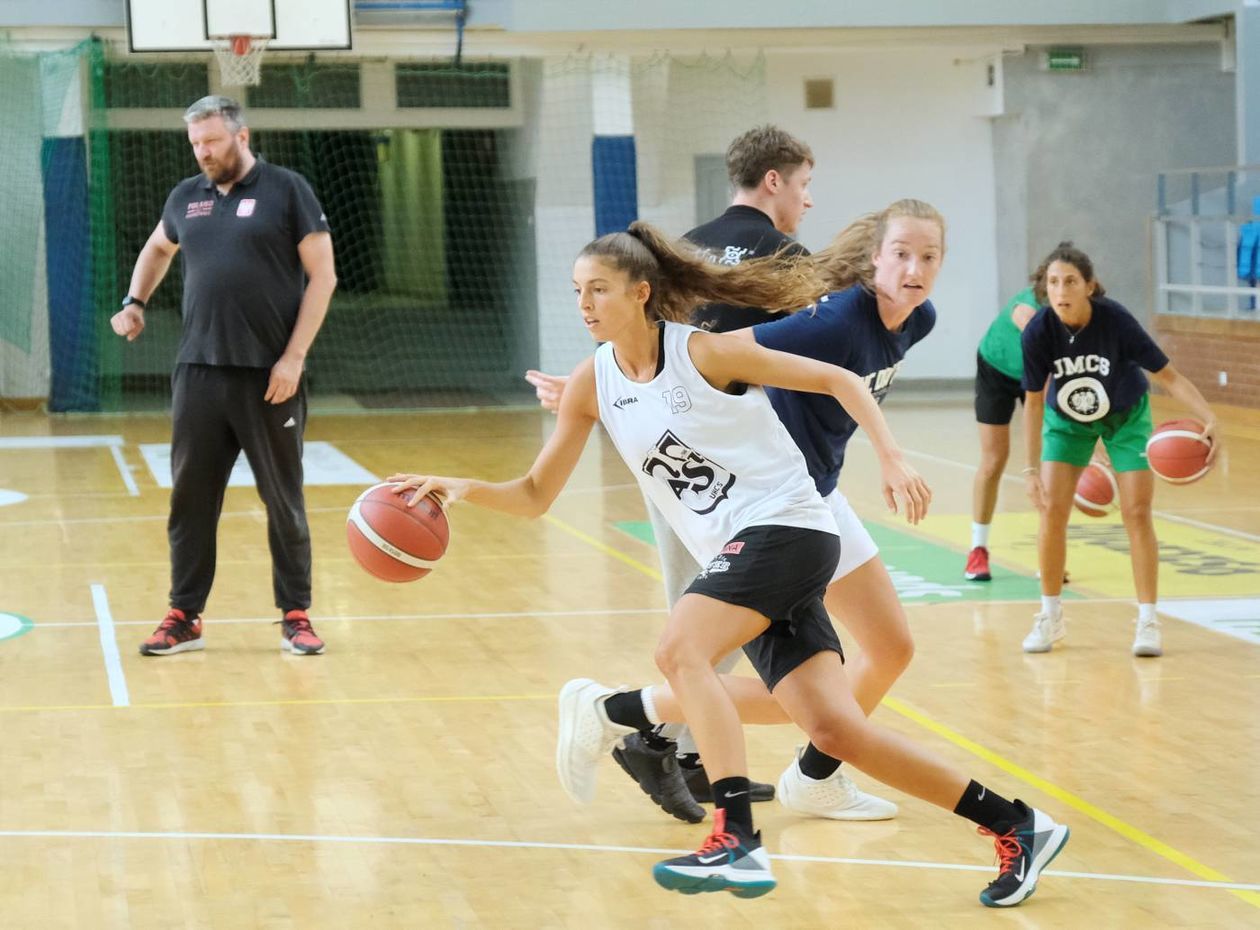  Trening zawodniczek Pszczółka Polski Cukier AZS UMCS  (zdjęcie 1) - Autor: Maciej Kaczanowski