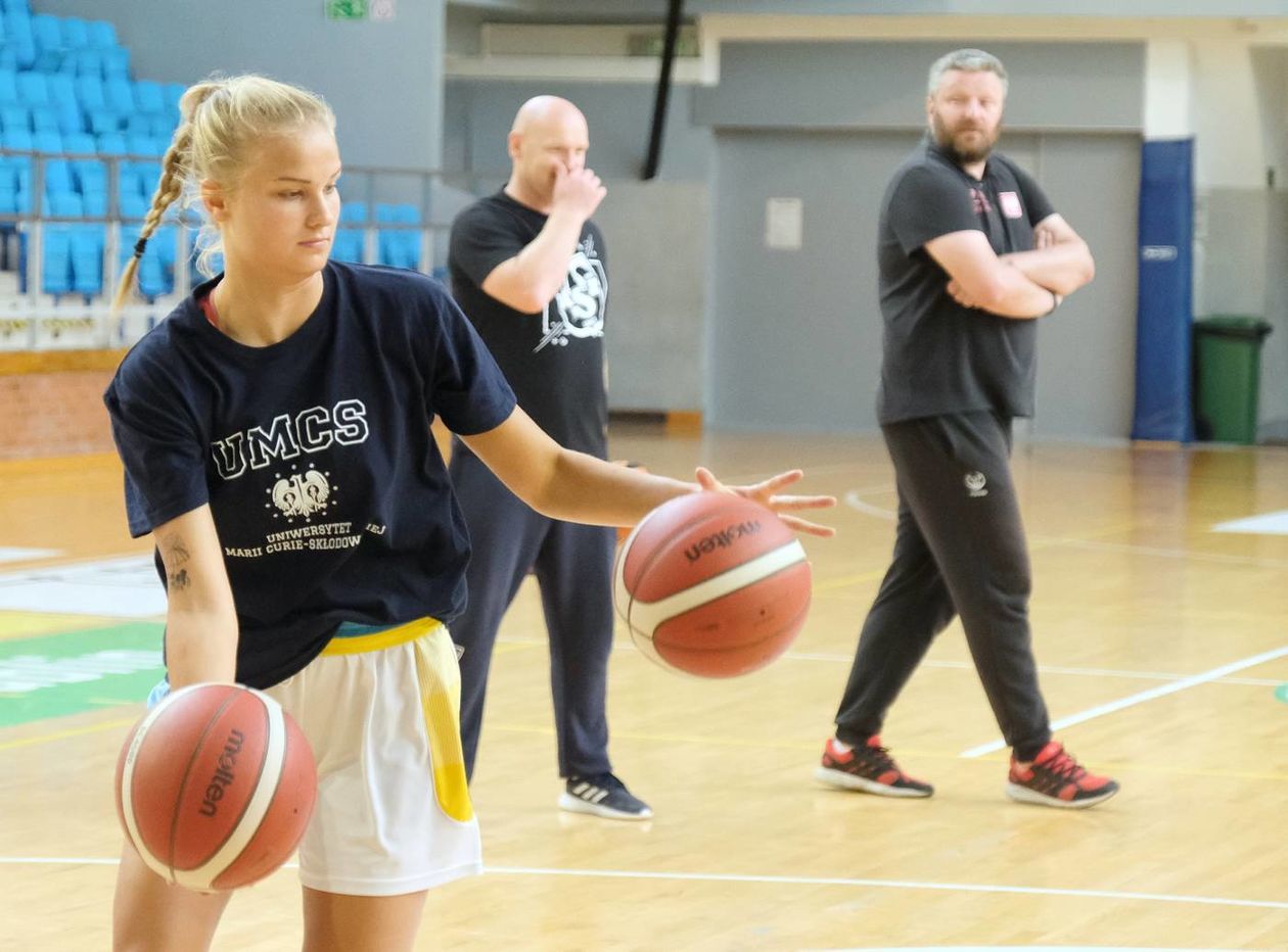  Trening zawodniczek Pszczółka Polski Cukier AZS UMCS  (zdjęcie 1) - Autor: Maciej Kaczanowski