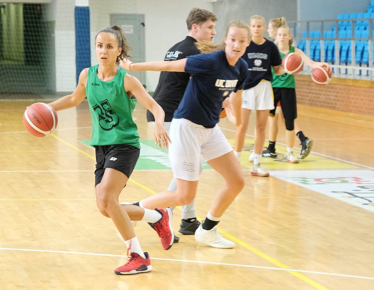  Trening zawodniczek Pszczółka Polski Cukier AZS UMCS  (zdjęcie 1) - Autor: Maciej Kaczanowski