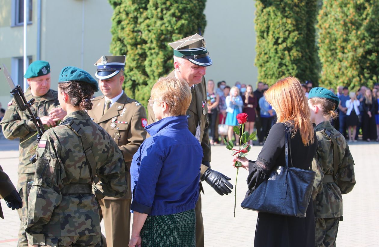  Przysięga wojskowa w 19. Lubelskiej Brygadzie Zmechanizowanej (zdjęcie 1) - Autor: Piotr Michalski