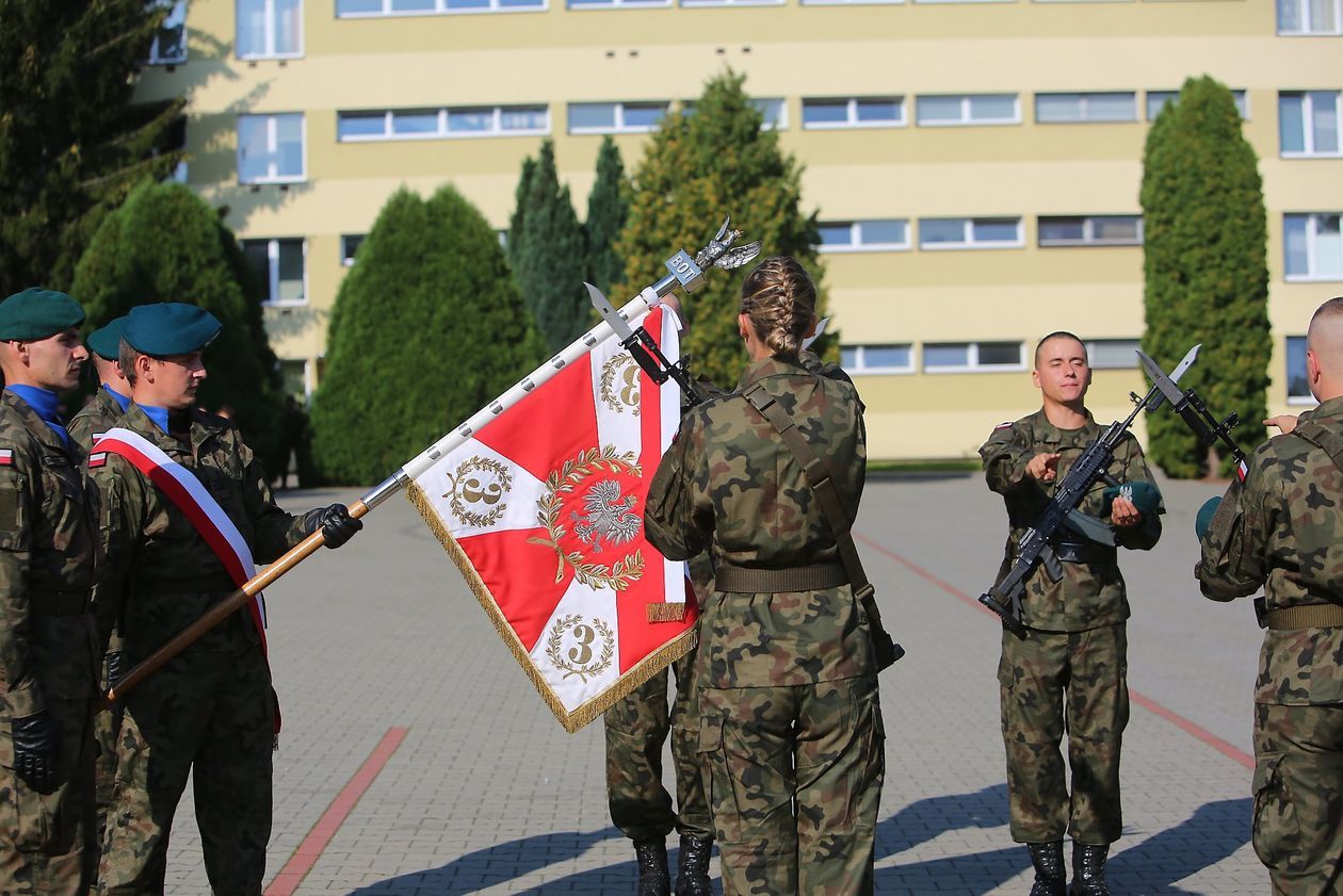  Przysięga wojskowa w 19. Lubelskiej Brygadzie Zmechanizowanej (zdjęcie 1) - Autor: Piotr Michalski