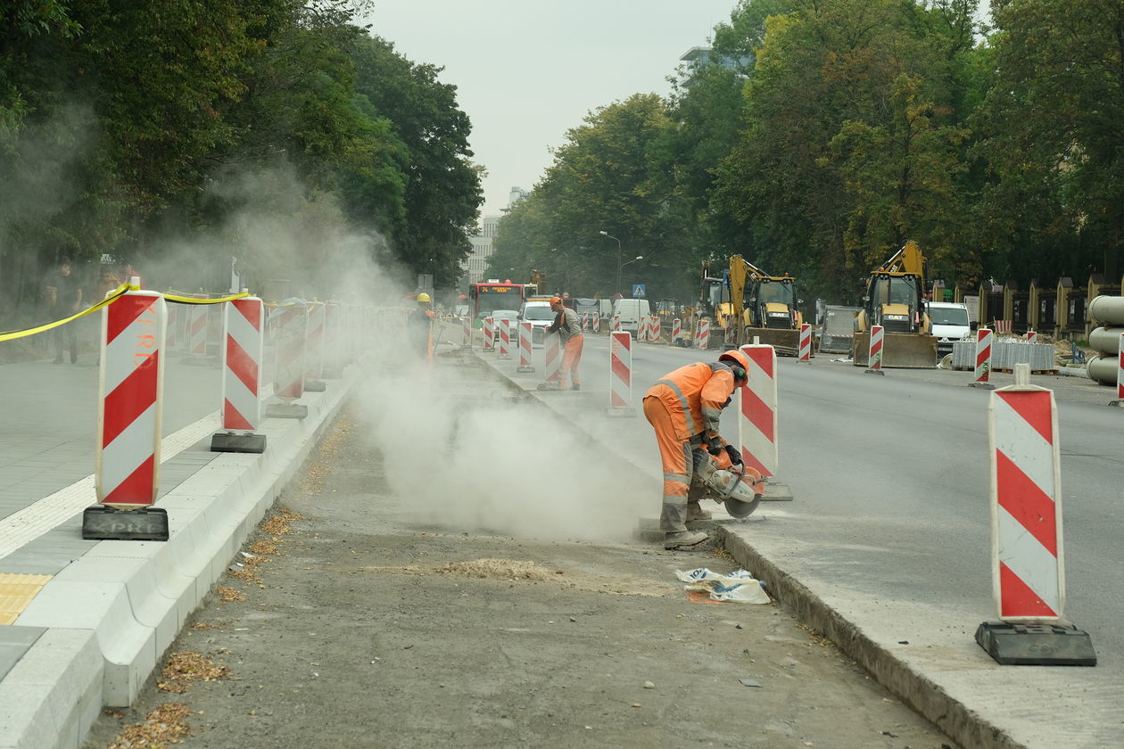  Przebudowa al. Racławickich wrzesień 2020 (zdjęcie 1) - Autor: Maciej Kaczanowski