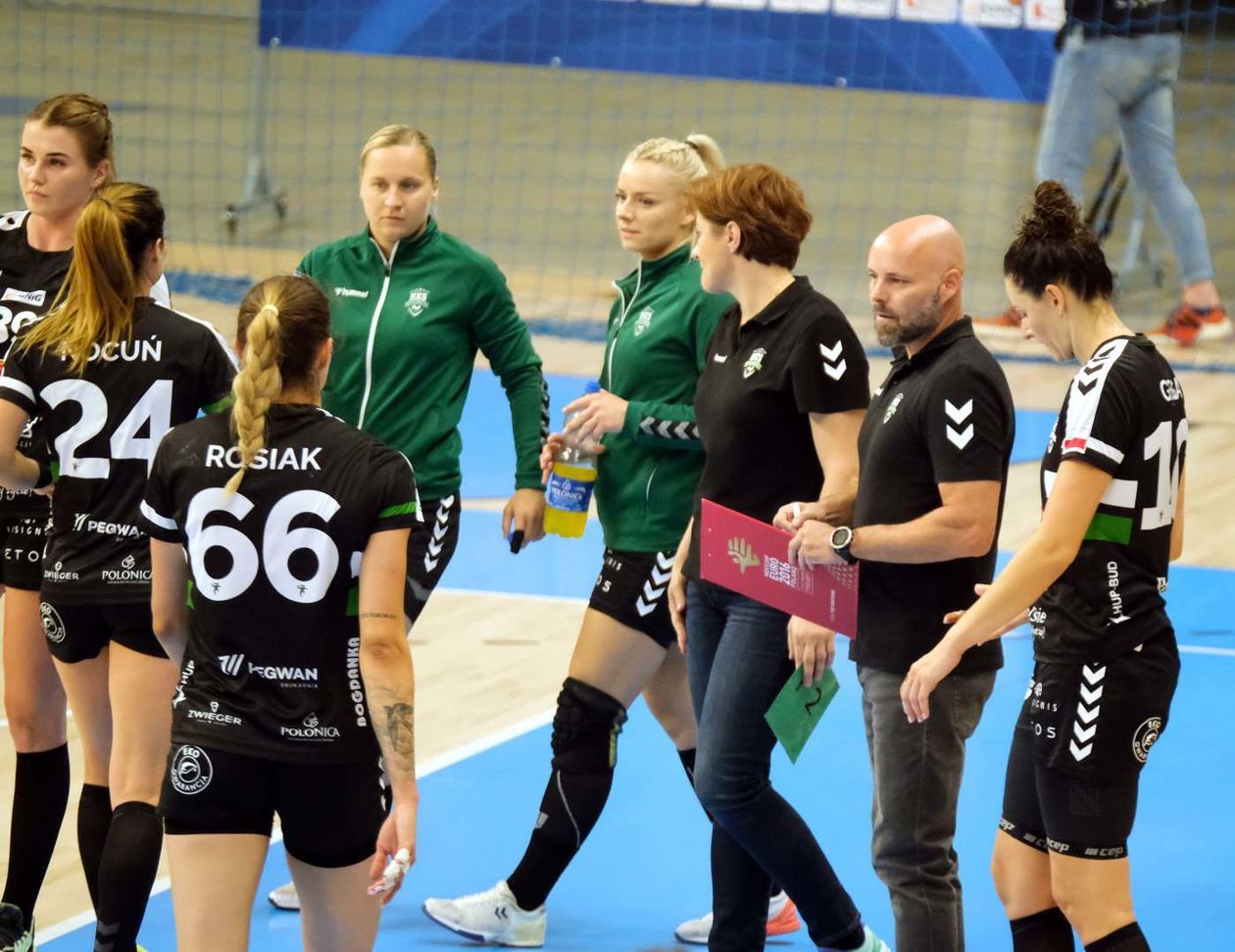  MKS Perła – Piotrcovia 28:26 (zdjęcie 1) - Autor: Maciej Kaczanowski