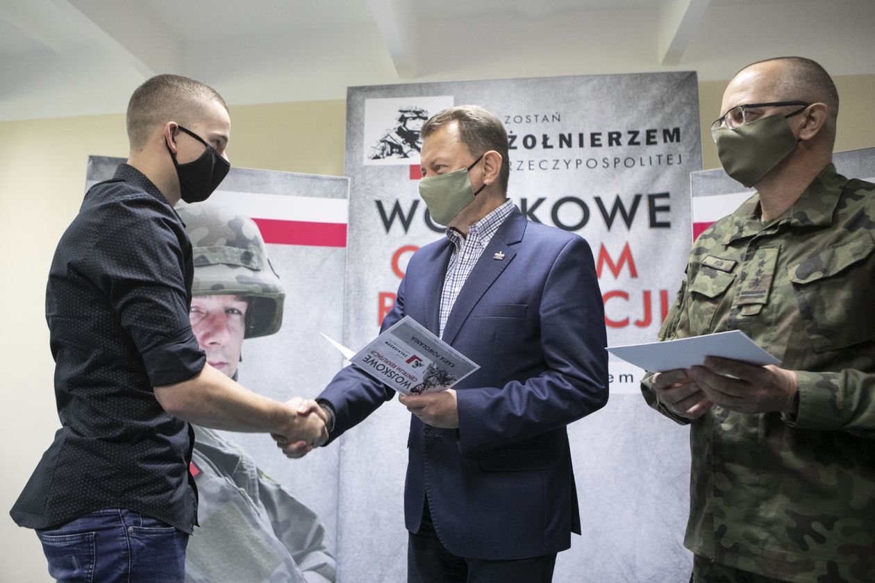  Szef MON w wojskowym ccentrum rekrutacji w Lublinie  (zdjęcie 7) - Autor: Jacek Szydłowski