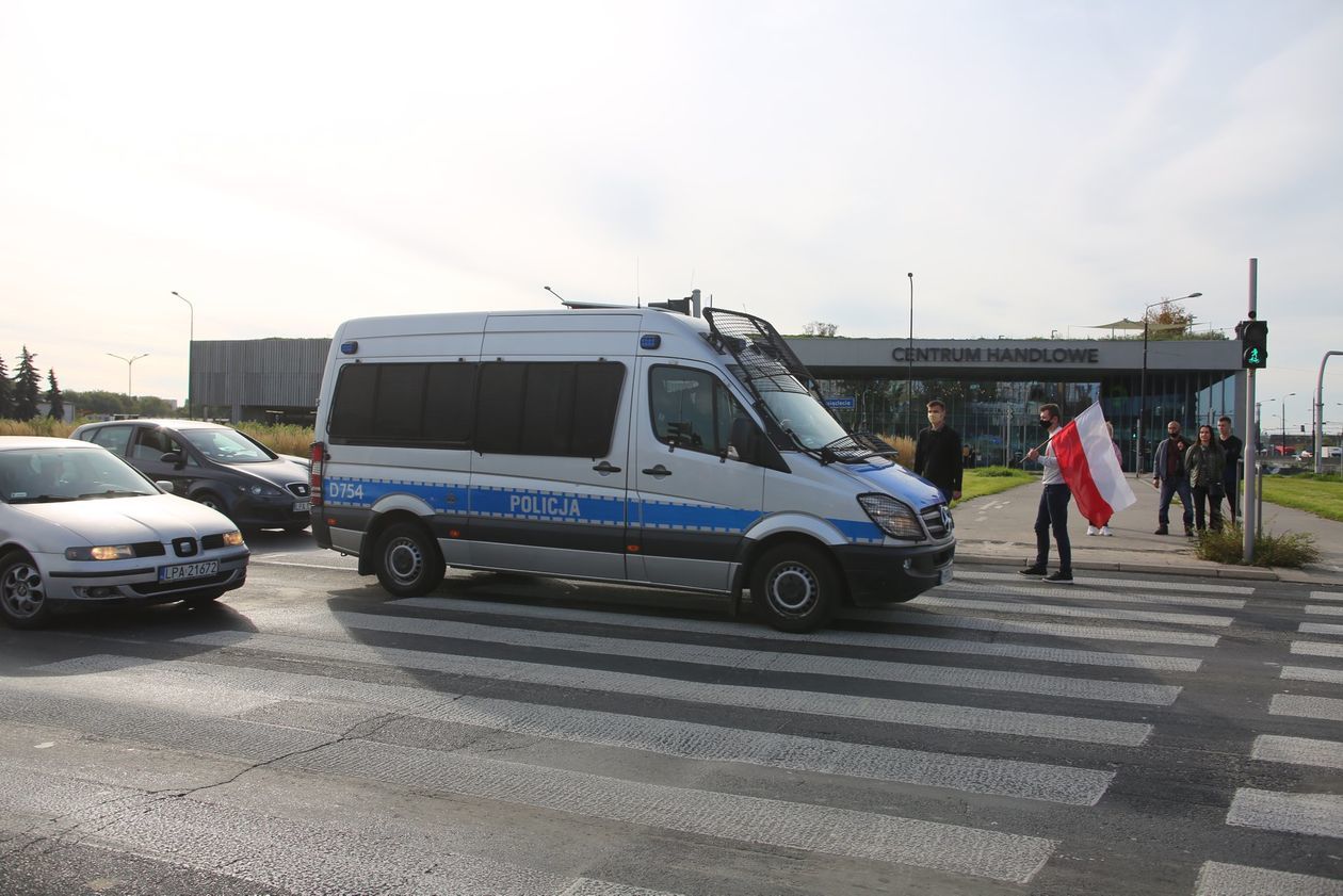  Protest rolników na Rondzie Dmowskiego (zdjęcie 1) - Autor: Piotr Michalski