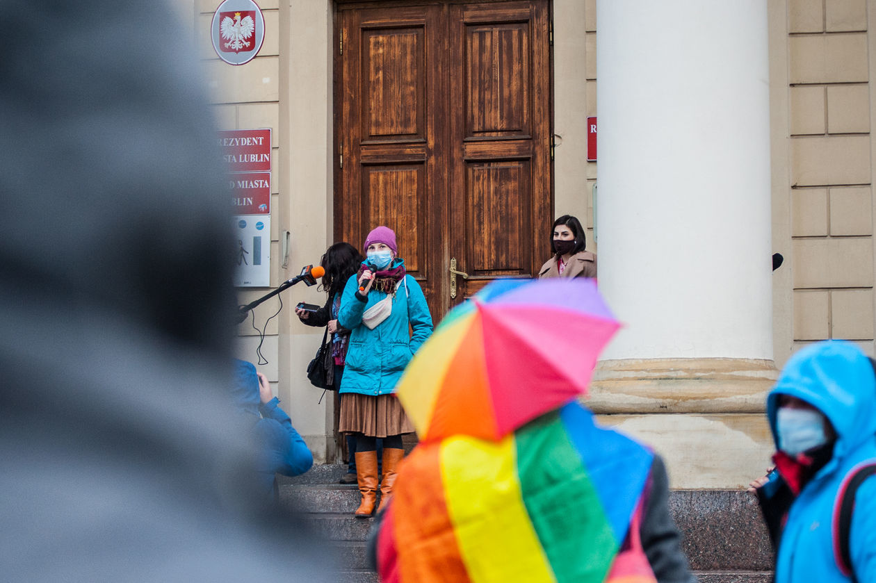  Protest KOD przeciwko nominacji dla Przemysława Czarnka (zdjęcie 1) - Autor: Tomasz Tylus