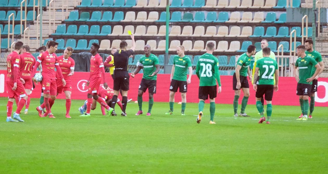  Górnik Łęczna - Widzew Łódź 0:0 (zdjęcie 1) - Autor: Maciej Kaczanowski