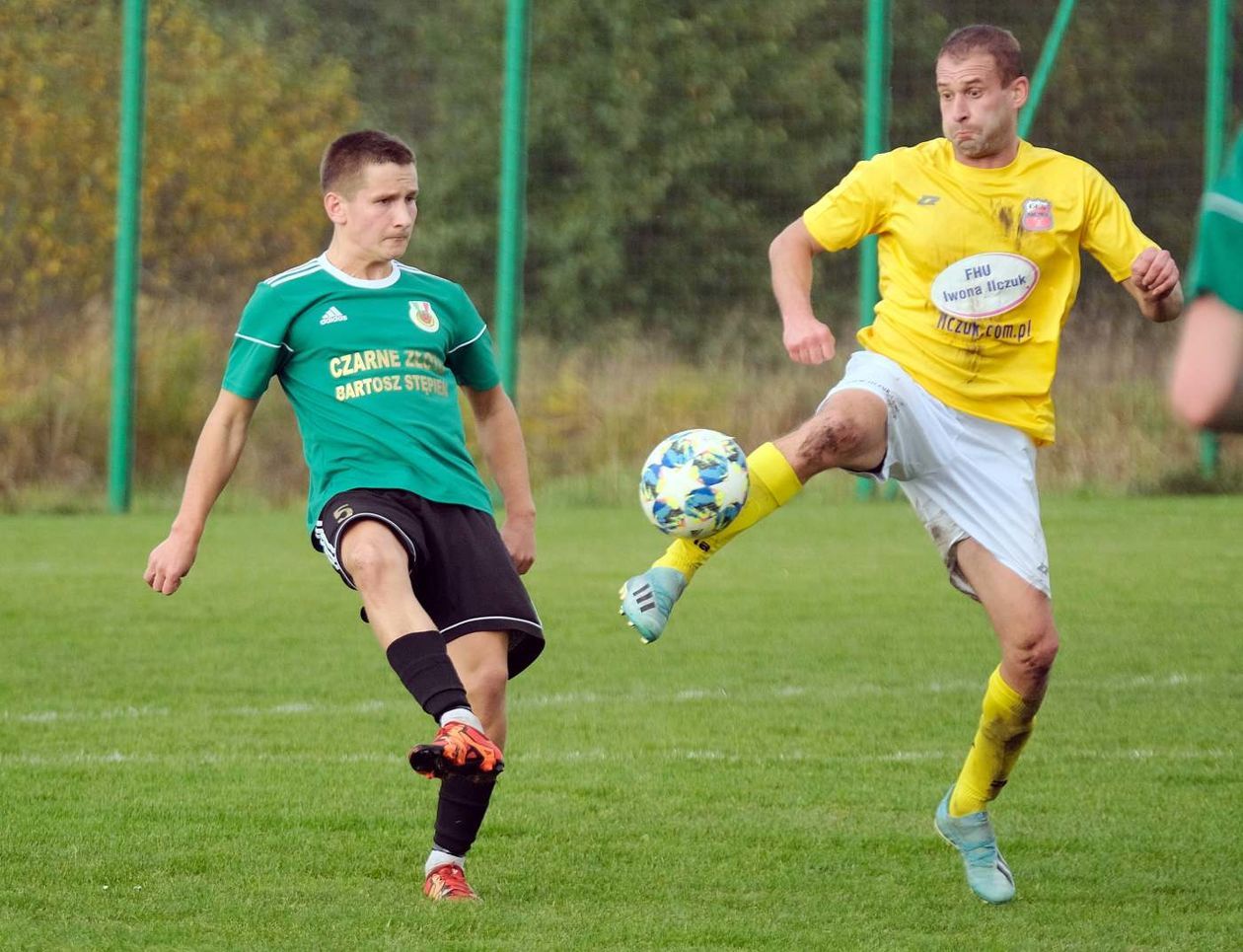  GKS Niemce vs Garbarnia Kurów (zdjęcie 1) - Autor: Maciej Kaczanowski