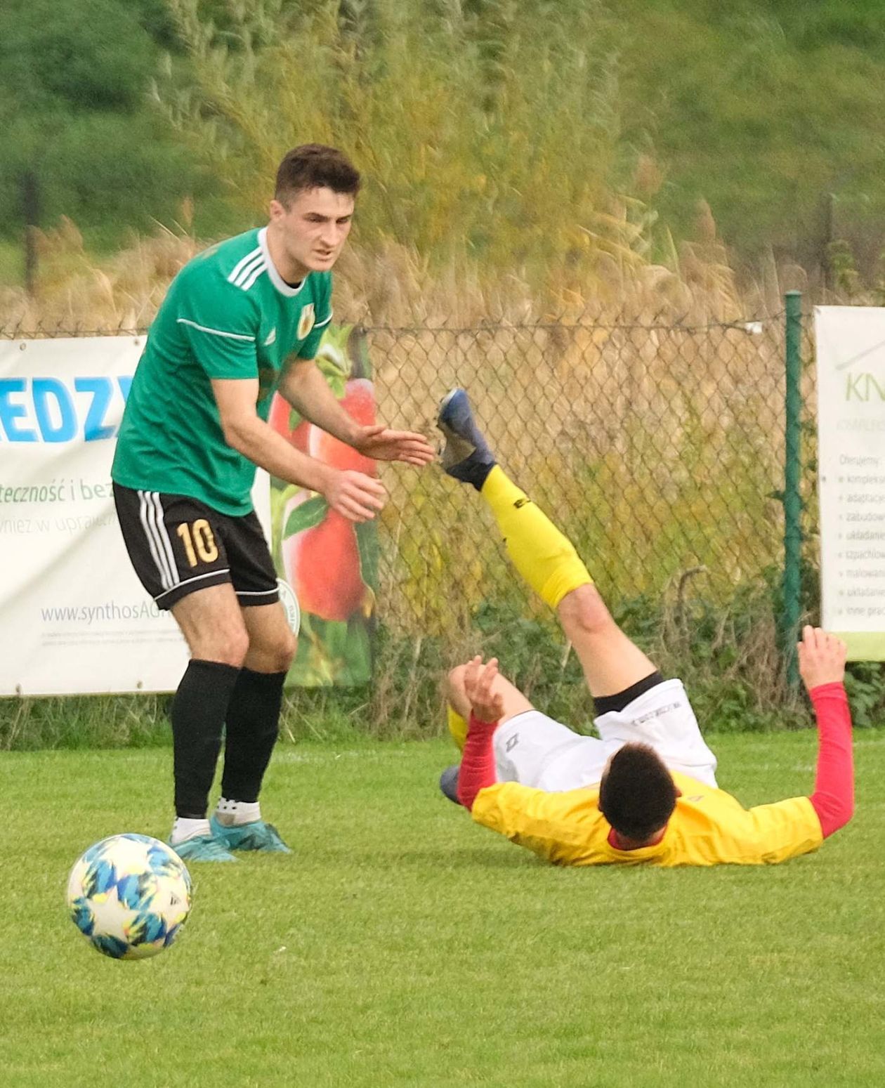  GKS Niemce vs Garbarnia Kurów (zdjęcie 1) - Autor: Maciej Kaczanowski