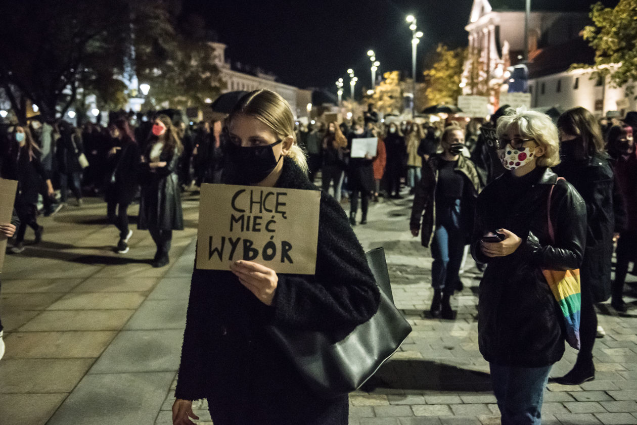  Protest kobiet w Lublinie. Sobota (zdjęcie 1) - Autor: Tomasz Tylus