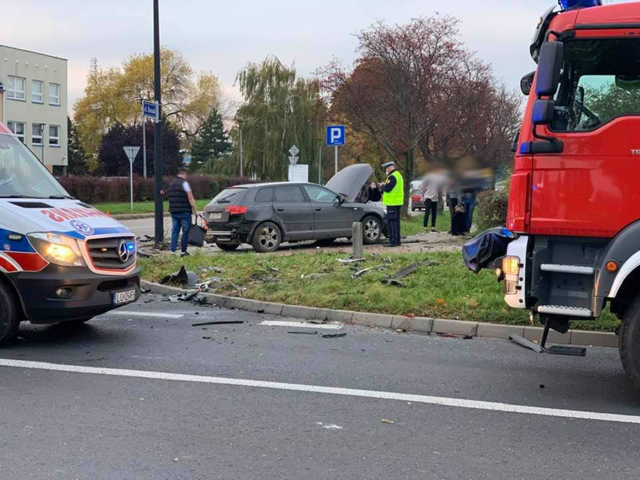  Wypadek na ul. Związkowej w Lublinie (zdjęcie 1) - Autor: KW