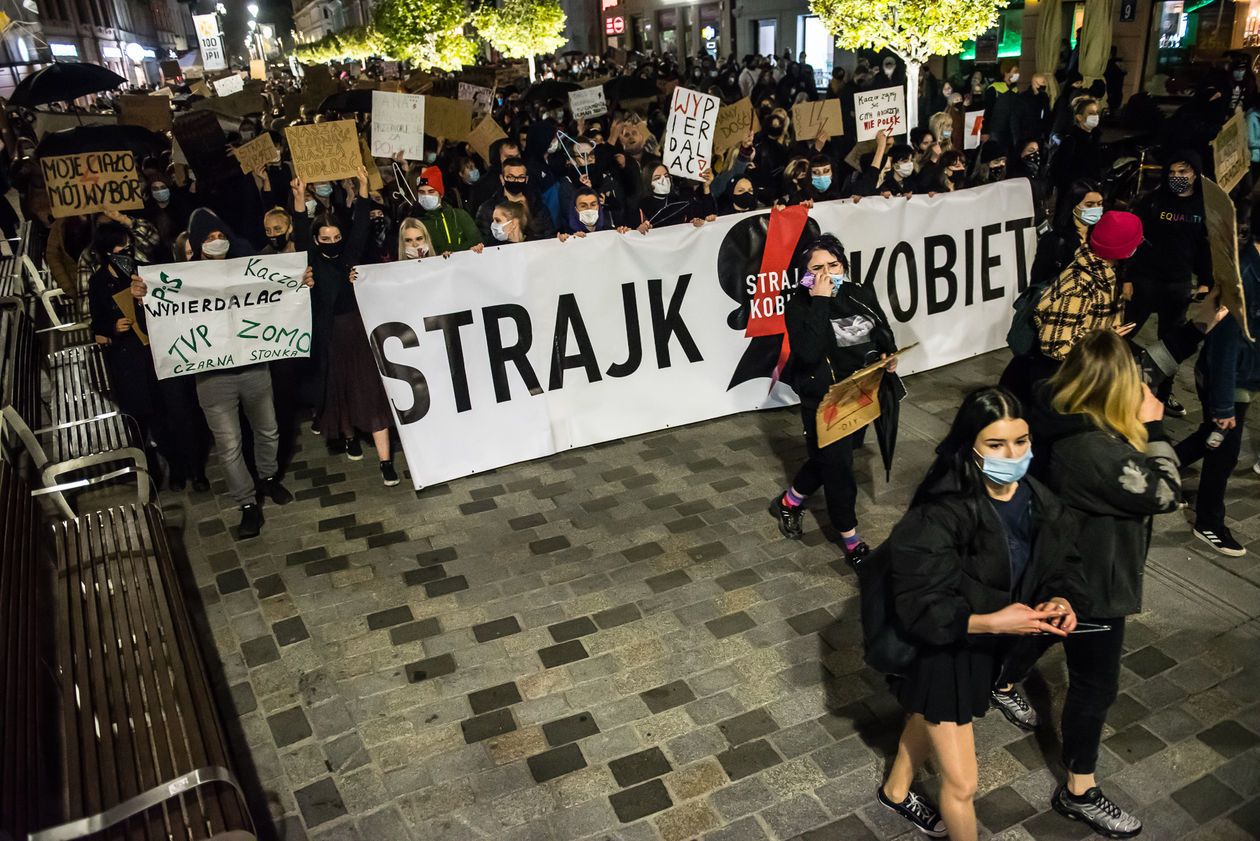  Protest kobiet w Lublinie. Niedziela (zdjęcie 1) - Autor: Tomasz Tylus