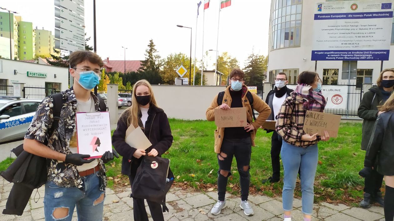  Protest przy ul. Głębokiej w Lublinie (zdjęcie 1) - Autor: Piotr Michalski