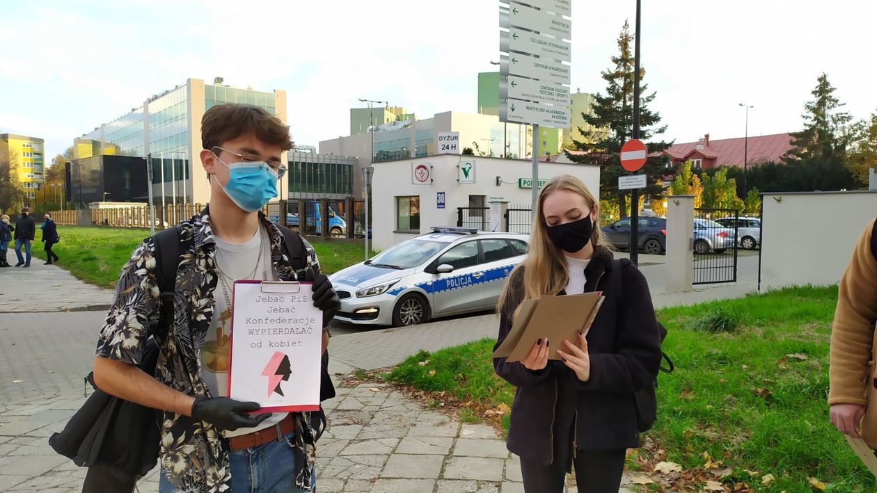  Protest przy ul. Głębokiej w Lublinie (zdjęcie 1) - Autor: Piotr Michalski