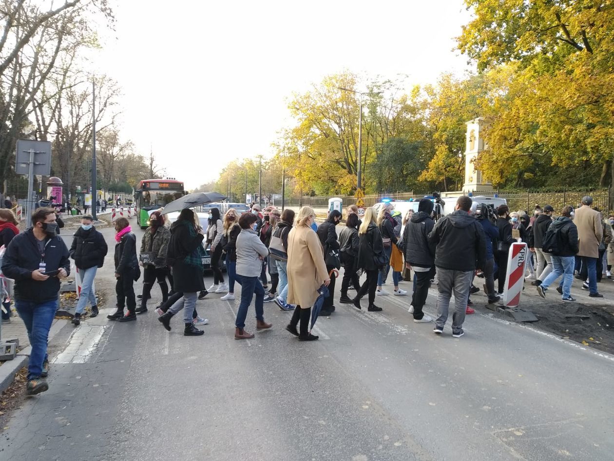  Protest na Al. Racławickich w Lublinie (zdjęcie 1) - Autor: Piotr Michalski