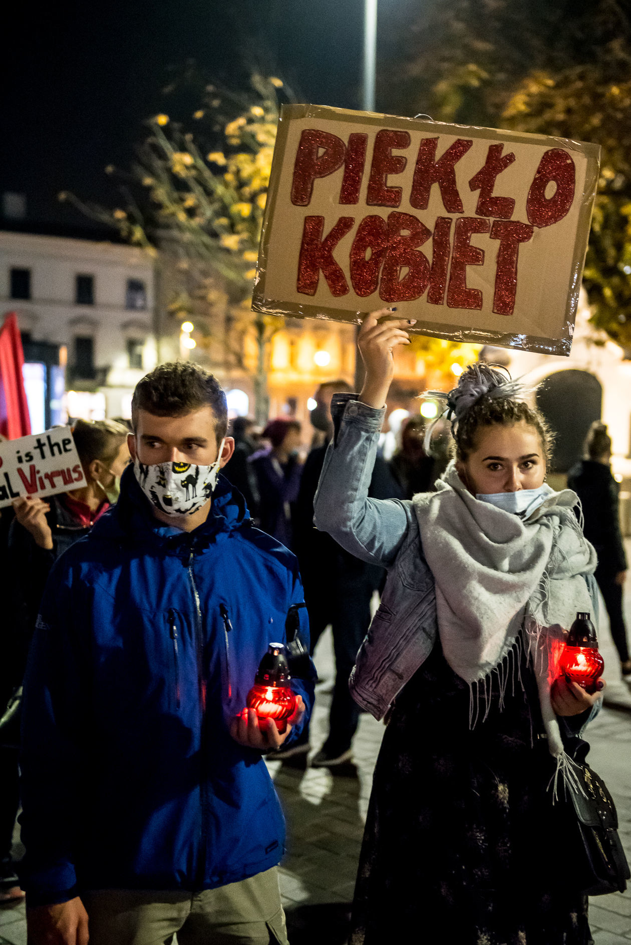  Protest kobiet. Marsz kontra Obrońcy Katedry (zdjęcie 1) - Autor: Tomasz Tylus