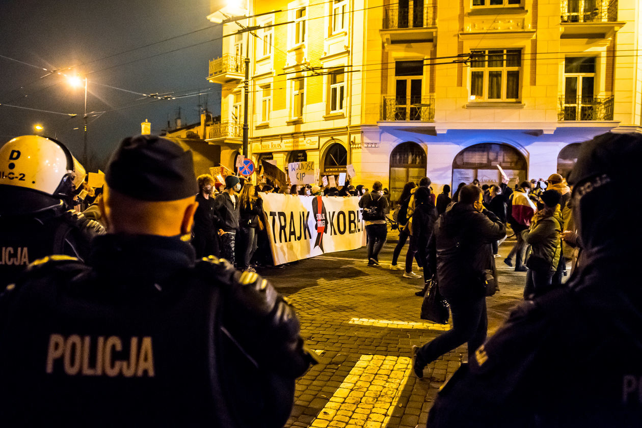  Protest w Lublinie: Uczniowie dla praw kobiet! (zdjęcie 1) - Autor: Tomasz Tylus