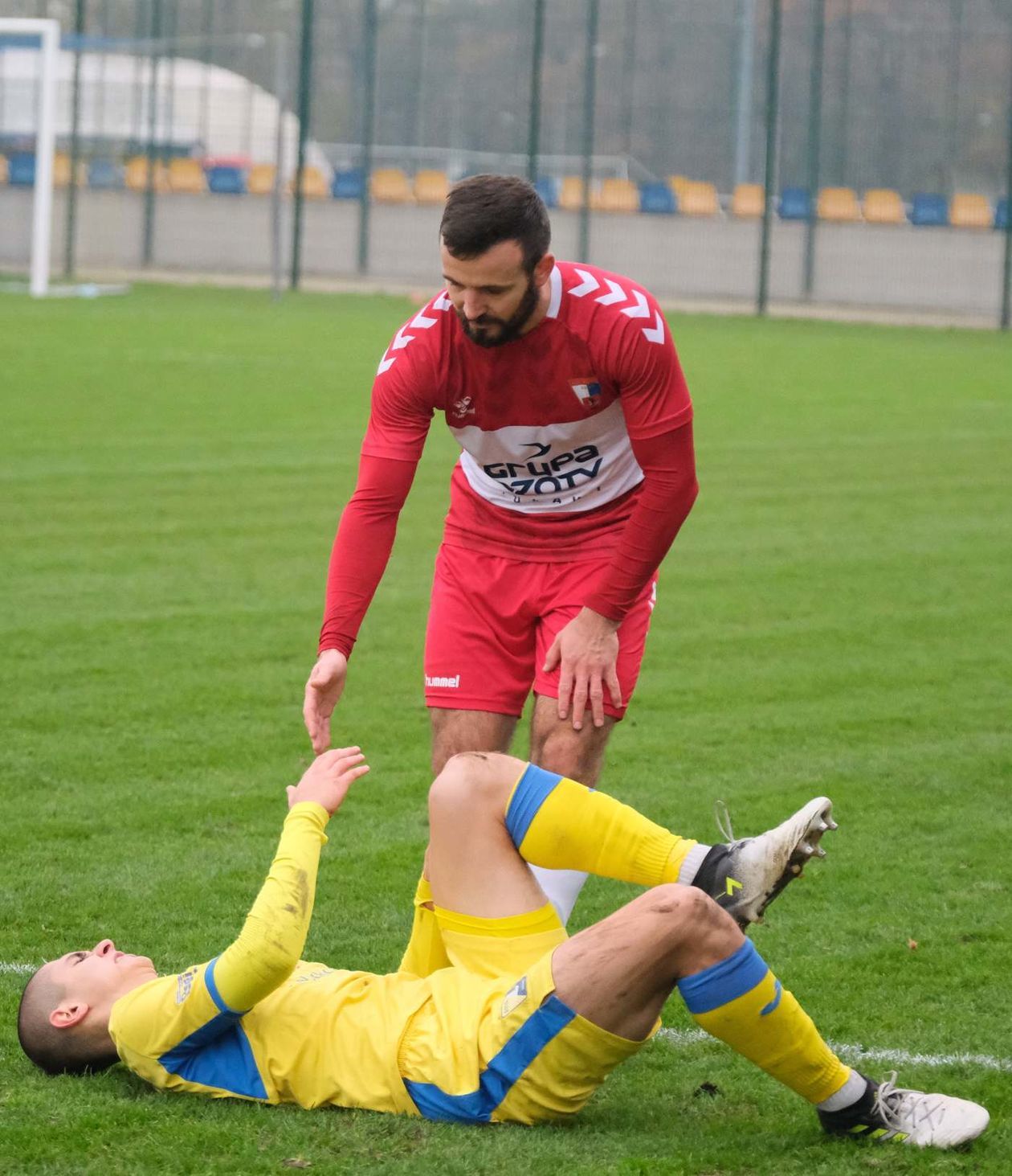  Avia – Wisła Puławy 1:1 (zdjęcie 1) - Autor: Maciej Kaczanowski