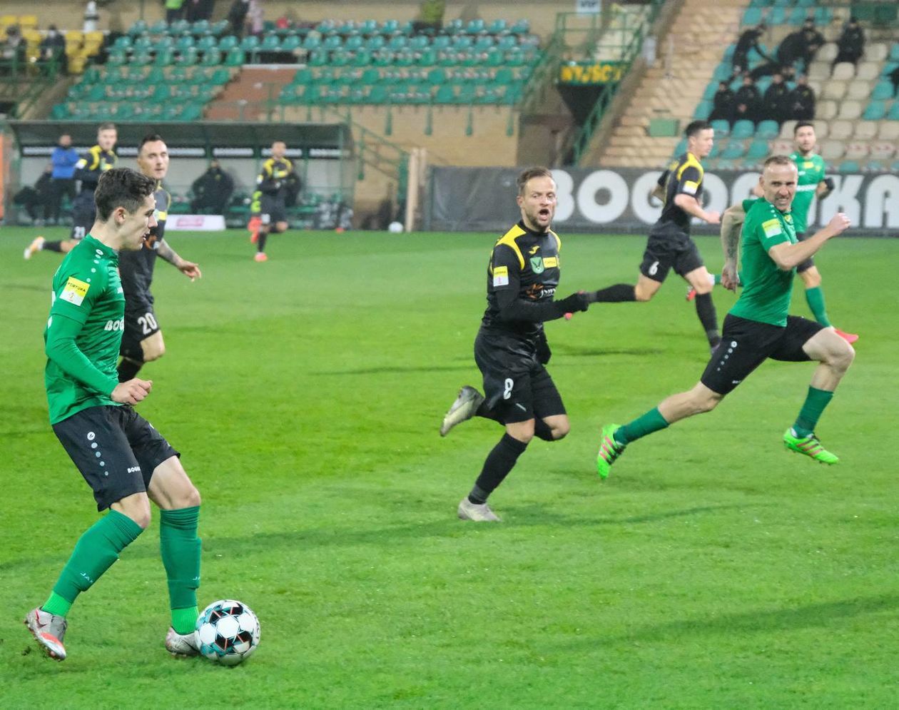  Górnik Łęczna vs GKS Jastrzębie (zdjęcie 1) - Autor: Maciej Kaczanowski