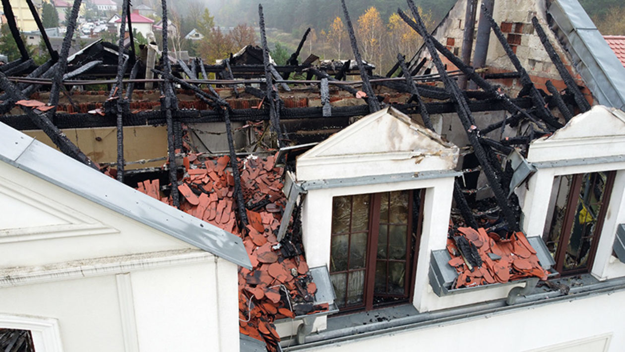  Dom Pielgrzyma w Kodniu po pożarze  (zdjęcie 8) - Autor: oblaci.pl