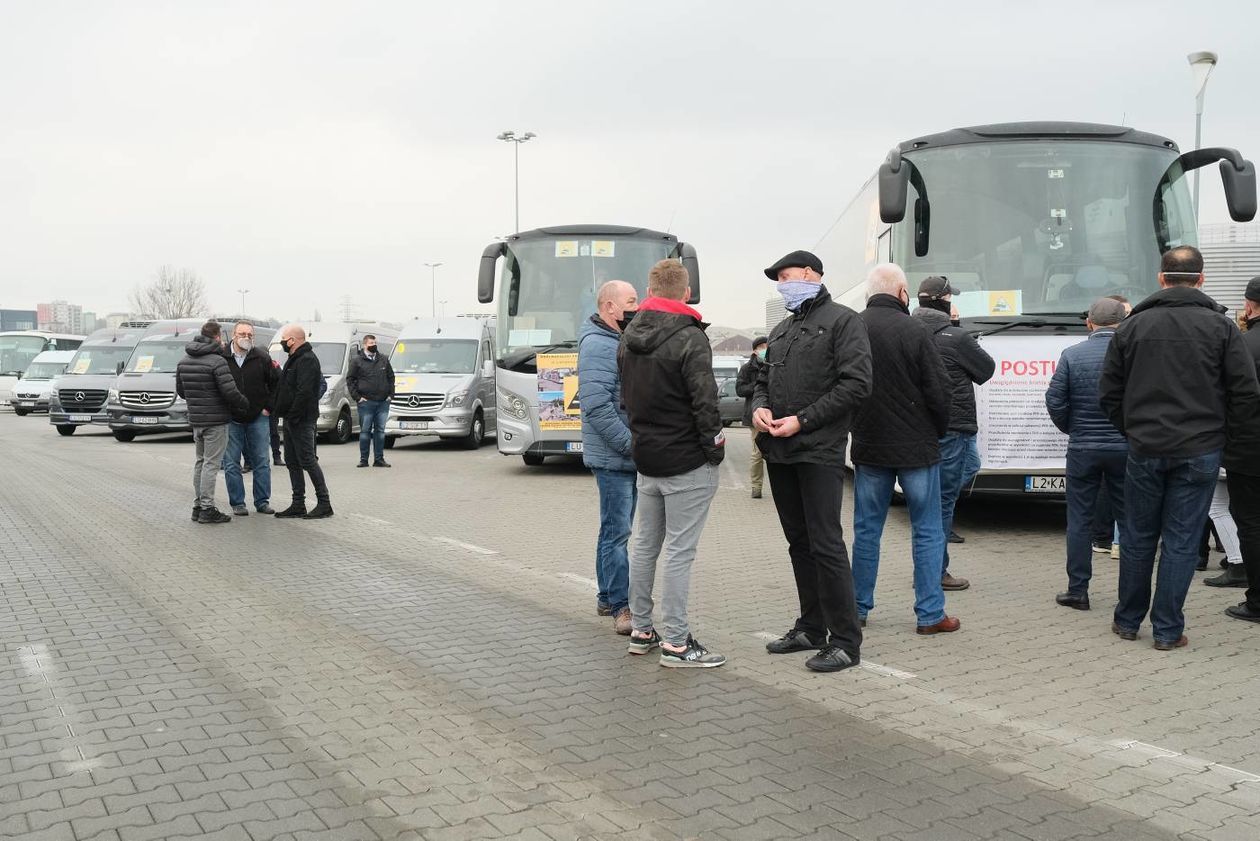  Protest przewoźników w Lublinie (zdjęcie 1) - Autor: Maciej Kaczanowski