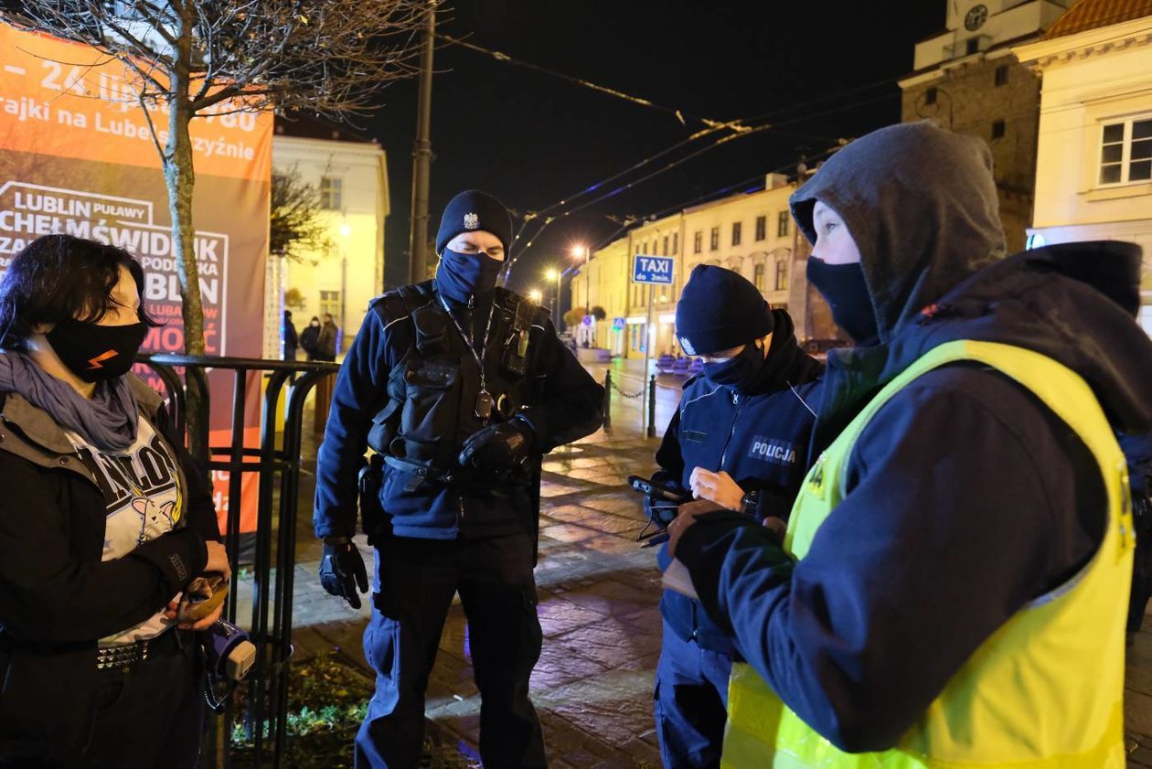  Strajk kobiet: Nie damy się zastraszyć! (zdjęcie 1) - Autor: Maciej Kaczanowski
